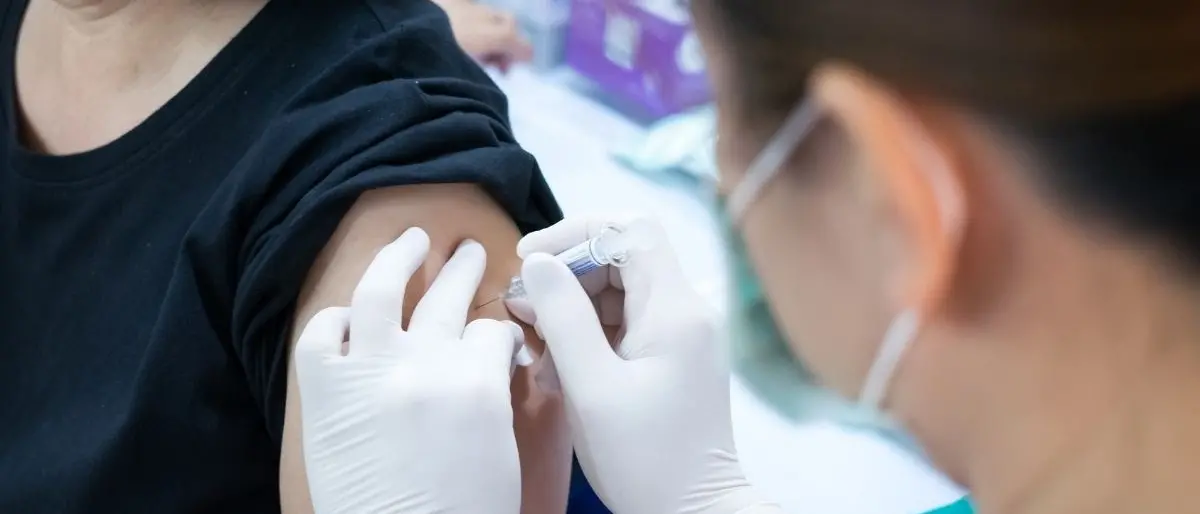 Vaccini, dal ministero della Salute ok a unica dose per i guariti dal Covid