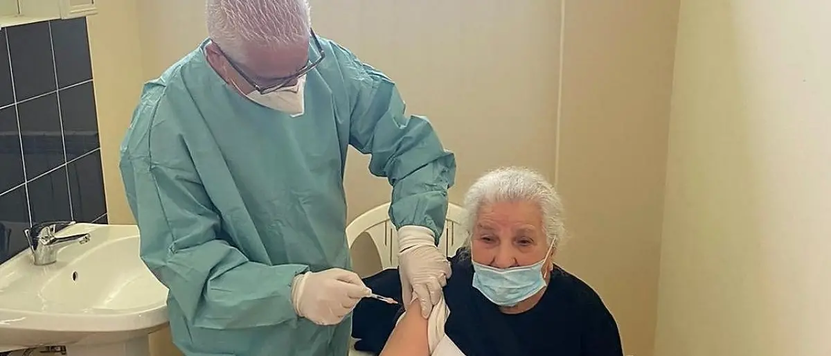 Vaccini Covid, in provincia di Vibo è il turno degli over 80: contattati dai medici di base
