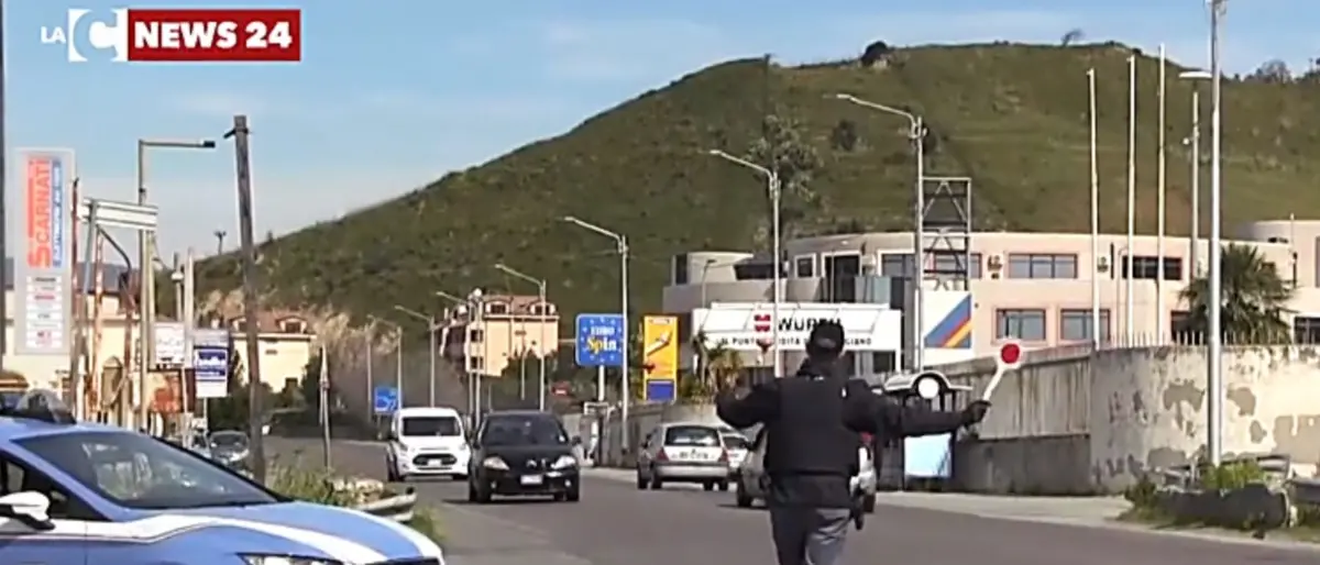 La Calabria resta in zona gialla. Da lunedì un'altra regione in rosso e due in arancione