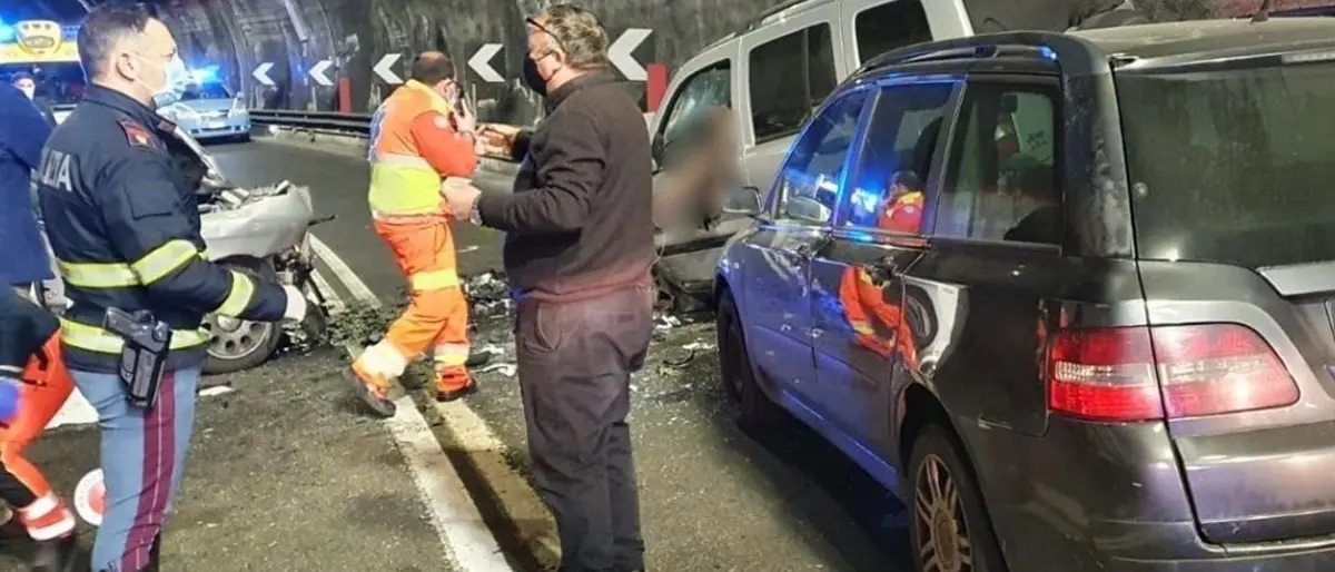 Grave incidente tra Paola e Cosenza, muore 48enne: la figlia di 10 anni è grave