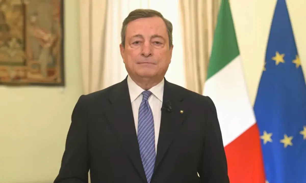 Il videomessaggio di Draghi: «Acceleriamo sui vaccini. Ogni vita conta»