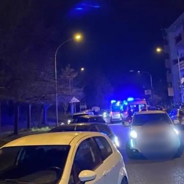 Corigliano, violento scontro tra moto e furgone: feriti due giovanissimi