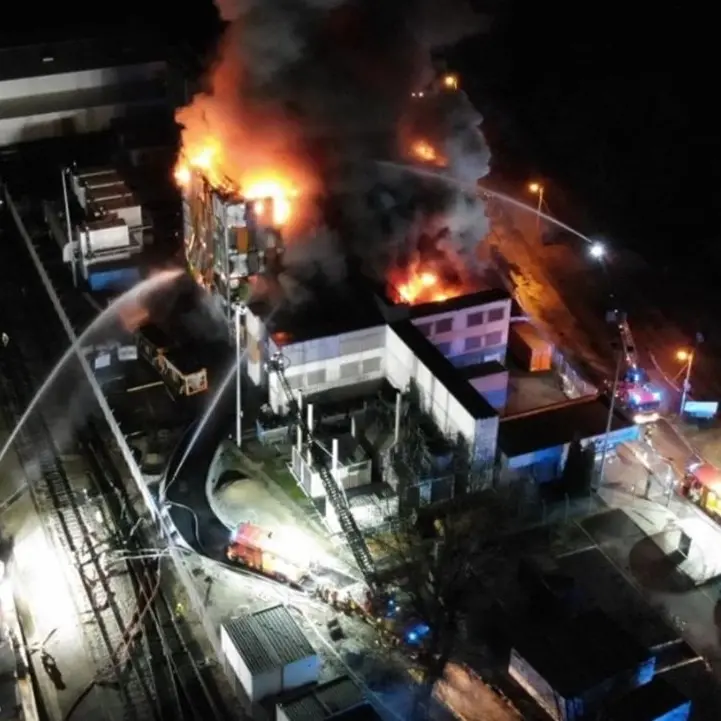 Prenotazioni vaccini, disservizi all’Asp di Cosenza per incendio al server di Strasburgo