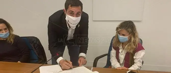 Covid a Soverato, salgono a 37 i positivi. Alecci: «Ci vuole senso di responsabilità»