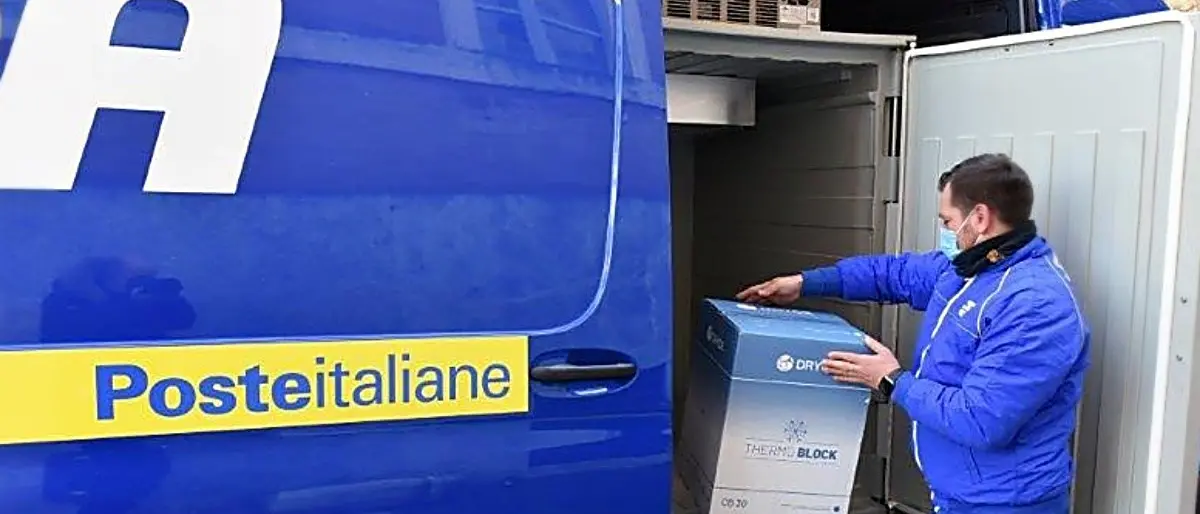 Covid, i vaccini Moderna in viaggio verso la Calabria: arriveranno in serata