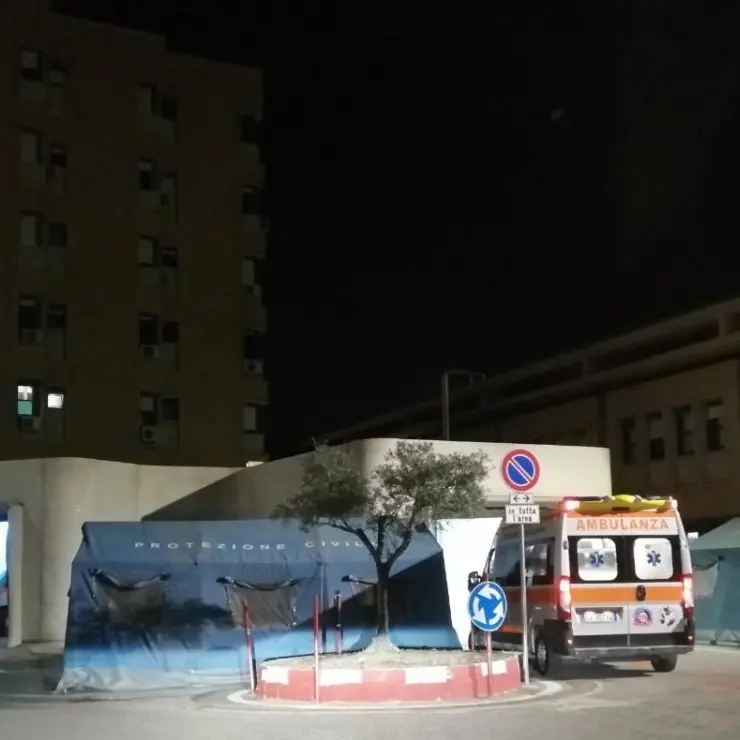 Corigliano Rossano, altri pazienti Covid in un pronto soccorso sempre più in affanno