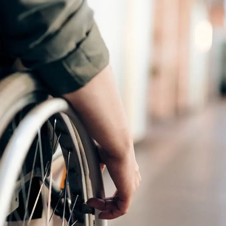 «Non riusciamo a vaccinare i nostri ragazzi», la denuncia del centro disabili di Praia