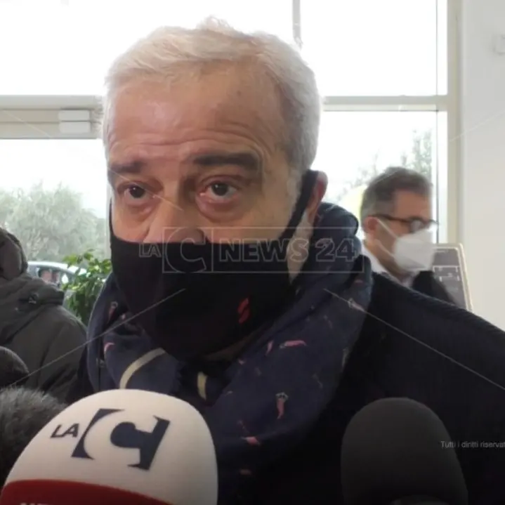 Sanità, stretta sui privati: il commissario Longo firma la decadenza di una struttura