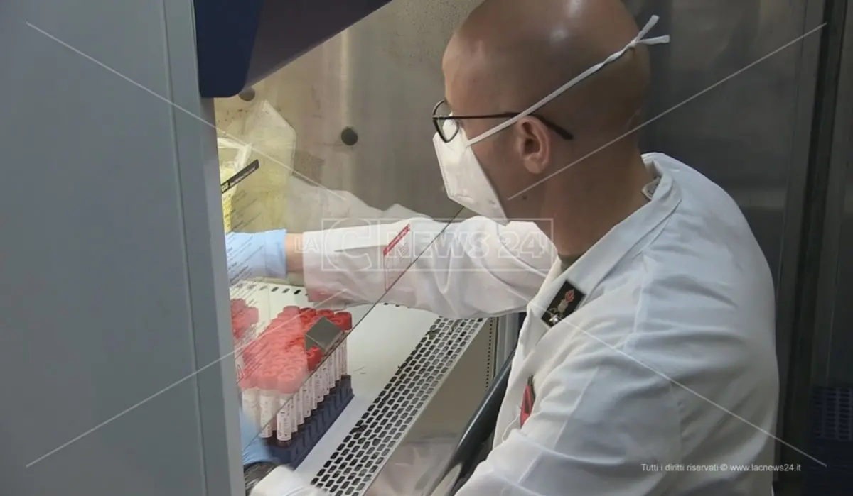Covid Lamezia, salgono a 359 i positivi. L’Asp prevede oltre 7mila vaccini a settimana