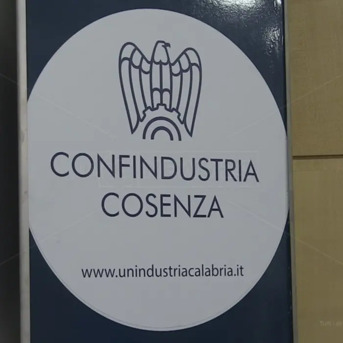 Sanità, Confindustria Cosenza denuncia la beffa dei mancati rimborsi alle strutture accreditate