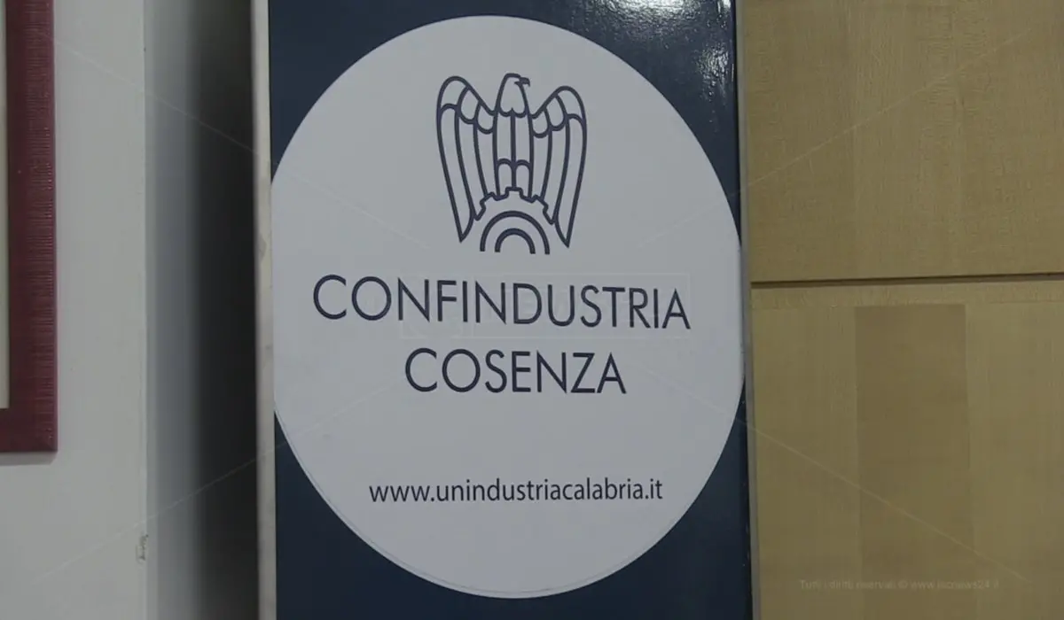 Sanità, Confindustria Cosenza denuncia la beffa dei mancati rimborsi alle strutture accreditate