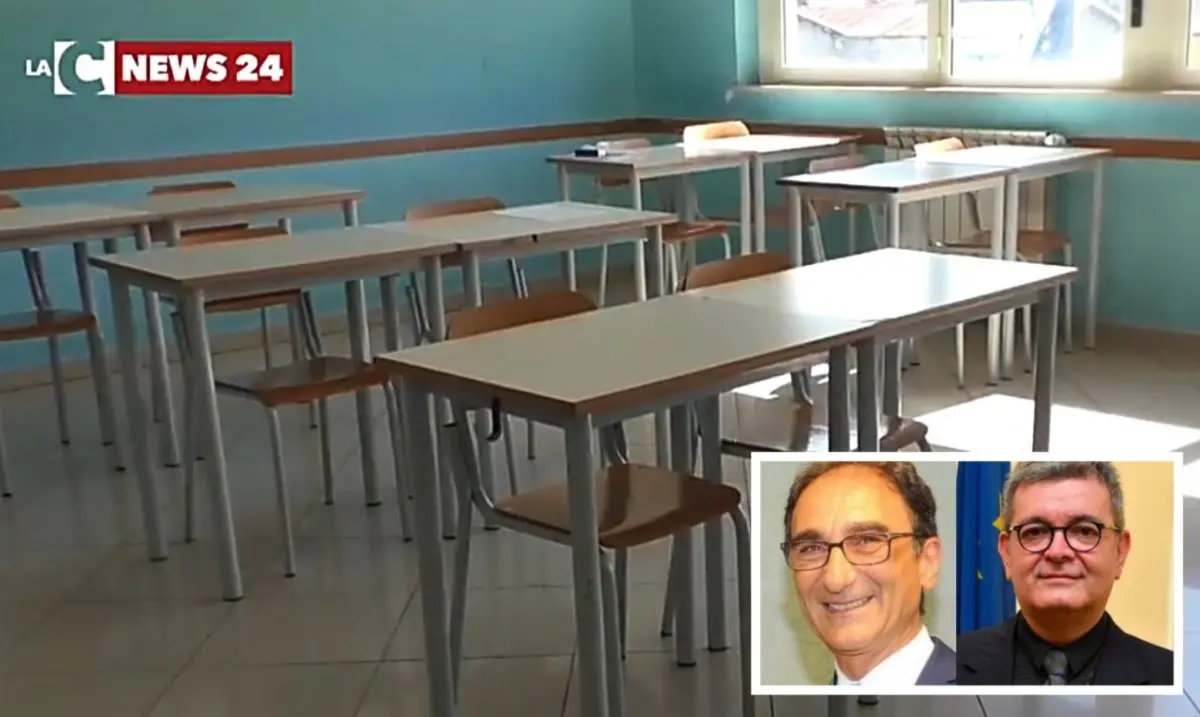 Chiusura scuole: quello che Spirlì non sa, Abramo glielo insegna