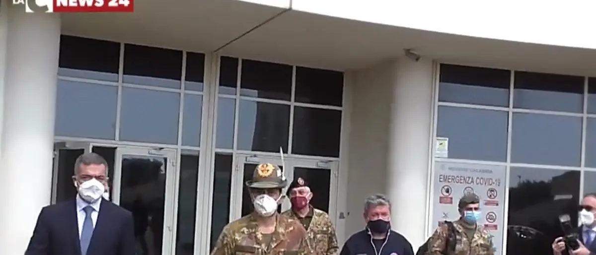 Figliuolo in Calabria, Sposato (Cgil): «Va tutto bene intanto lunedì siamo zona rossa»