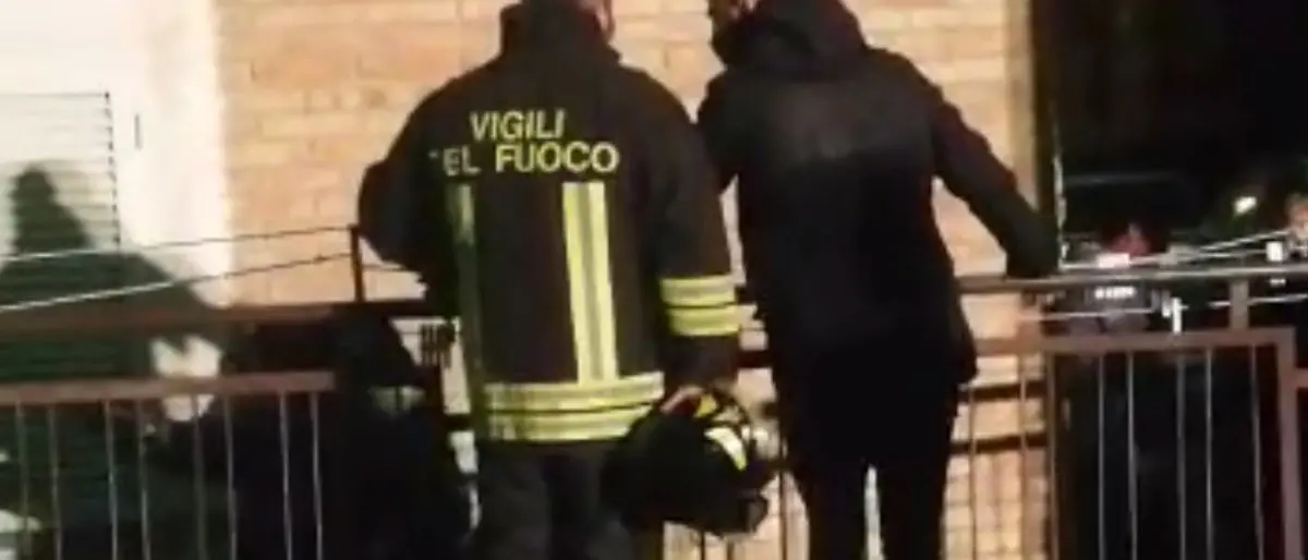 Corigliano-Rossano, violano il lockdown e aggrediscono i carabinieri: presi con lo spray al pepe