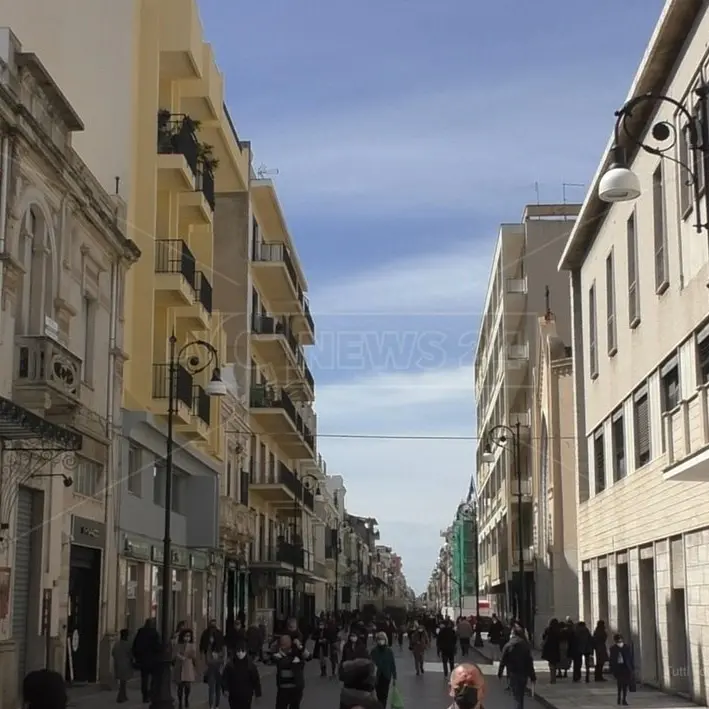 Reggio Calabria, arrivano i buoni spesa per 3.400 famiglie: l'annuncio del comune