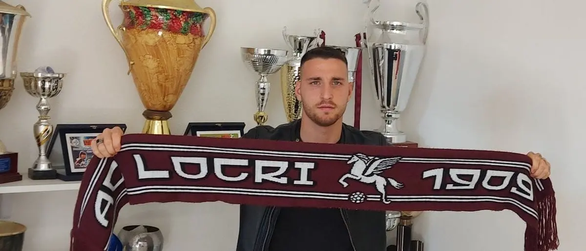 Calciomercato in Eccellenza, nuovi innesti per Vigor Lamezia e Locri