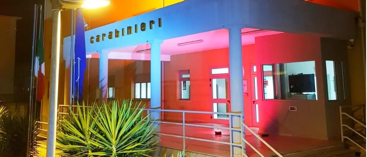 Atti persecutori e violenza in famiglia, due uomini arrestati nel Catanzarese