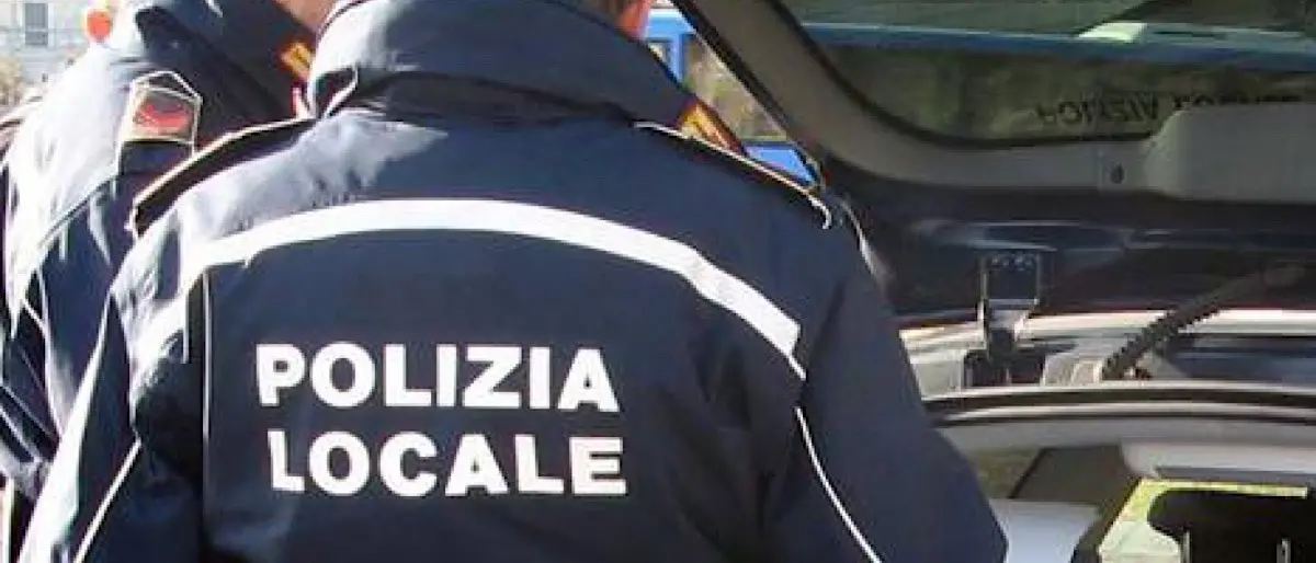 Belvedere Marittimo, centro estetico aperto nonostante la zona rossa: multati clienti e titolare