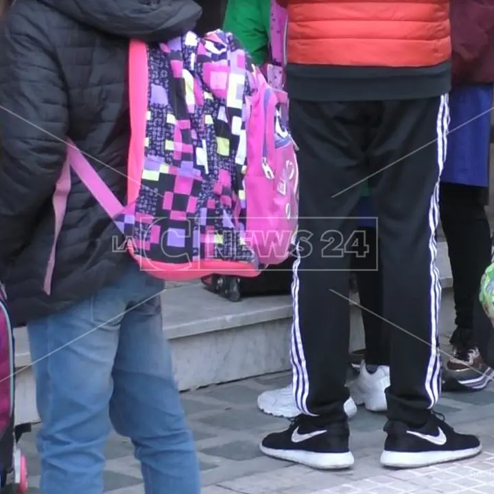 Scuola, da oggi in classe 5,6 milioni di alunni. In Calabria fino alla prima media