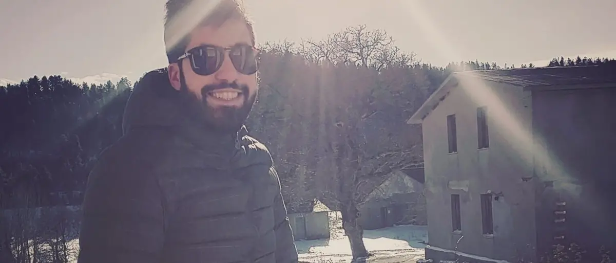 Morì in un incidente a Cosenza, la famiglia e gli amici ricordano Giampiero: «Sarai sempre con noi»