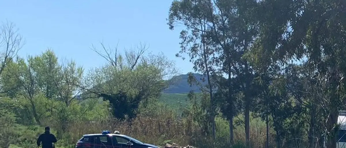 Sorpresi a smaltire illecitamente rifiuti non pericolosi nel Crotonese: denunciati