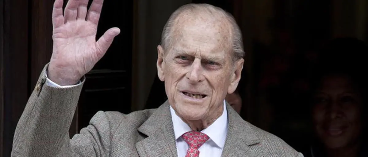 È morto il principe Filippo, il marito della regina d'Inghilterra aveva 99 anni