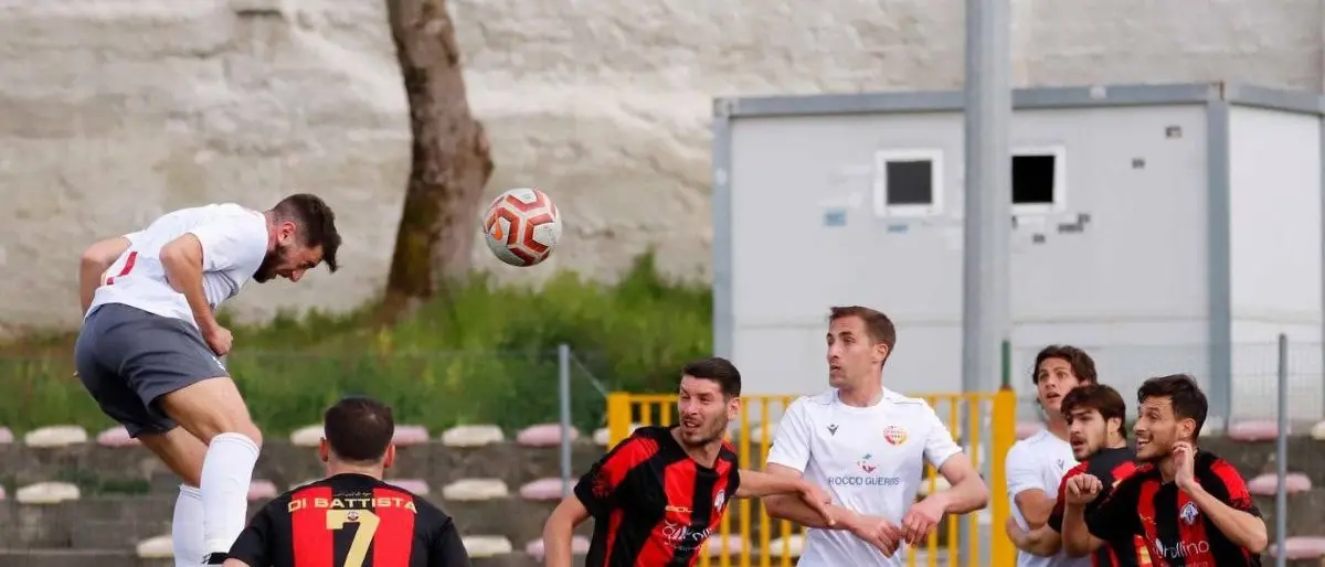 Serie D, il Castrovillari contro la capolista. Roccella e Rende si affrontano nel derby