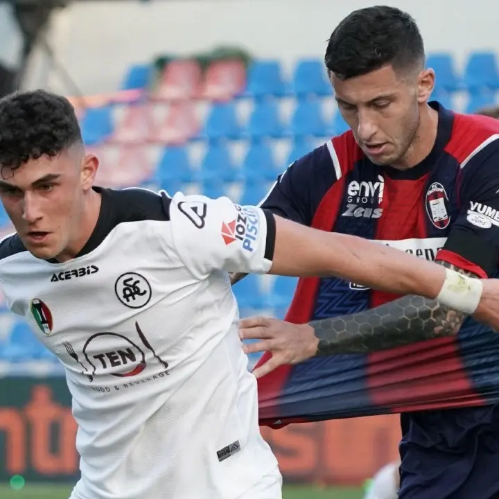 Serie A, il Crotone impegnato nello scontro salvezza in casa dello Spezia: le probabili formazioni