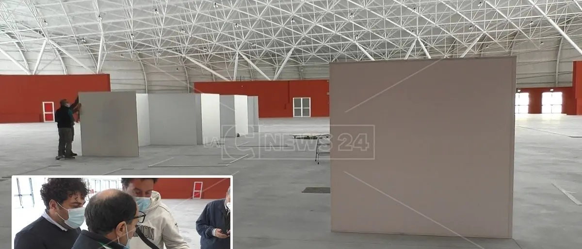 Vaccino anti Covid, prenotazioni attive per l’hub all’ente fiera di Catanzaro