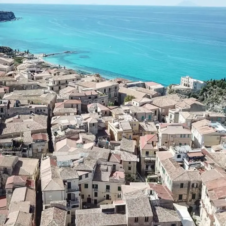 Fondi ai borghi, il gruppo Azione: «73 comuni ancora in attesa delle risorse»