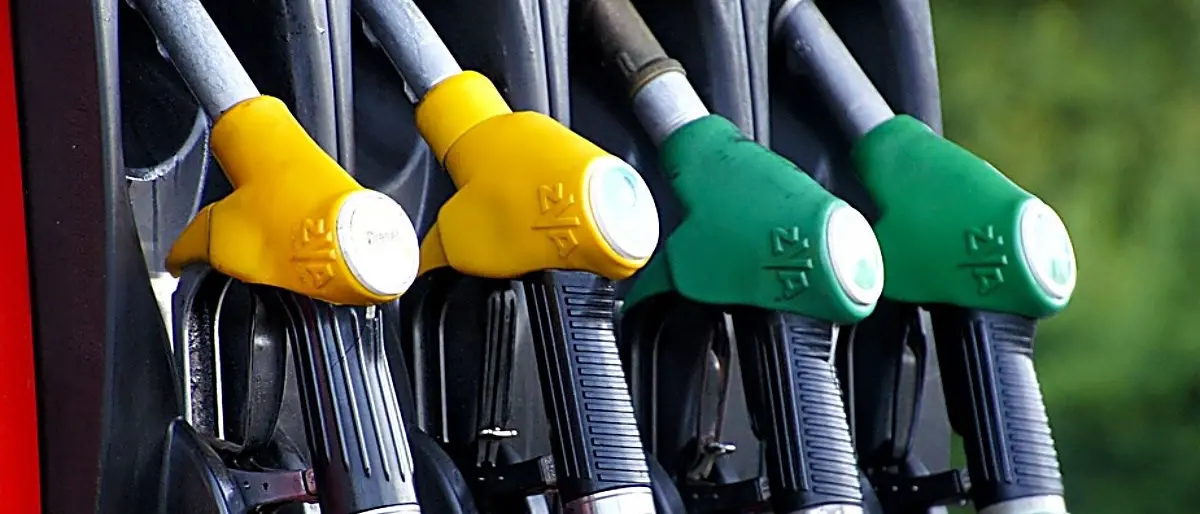 Frodi sui carburanti, 45 misure cautelari e 71 denunciati: blitz anche a Cosenza