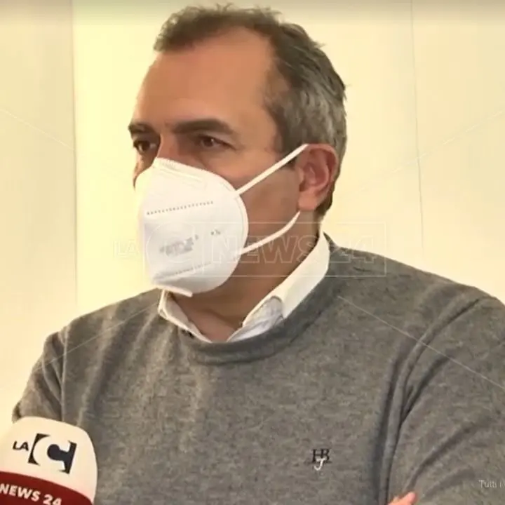 Covid, De Magistris: «In Calabria dramma di proporzioni immani»