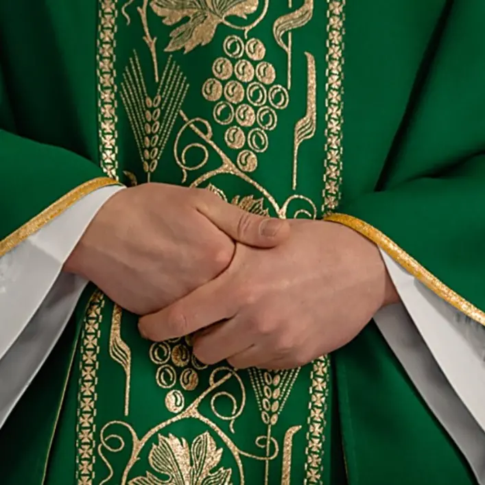 Sacerdoti vibonesi accusati di tentata estorsione mafiosa, doppio colpo di scena al processo
