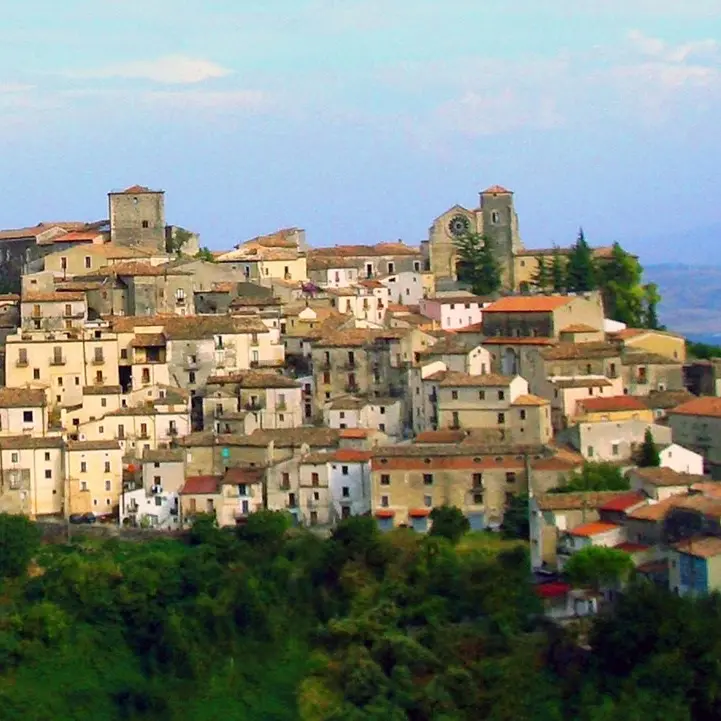 Covid Calabria, istituita la zona rossa in quattro comuni del Cosentino e in uno del Crotonese
