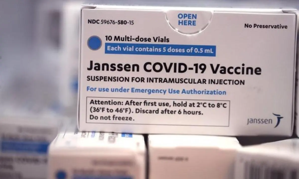 Vaccino Johnson & Johnson, negli Usa chiesta la sospensione per 6 casi di coagulazione