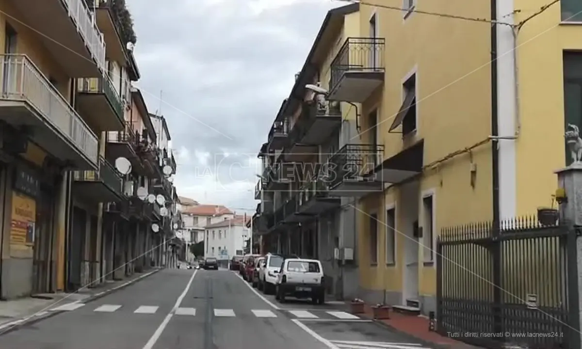 Covid, in Calabria istituite altre due zone rosse: l'ordinanza della Regione