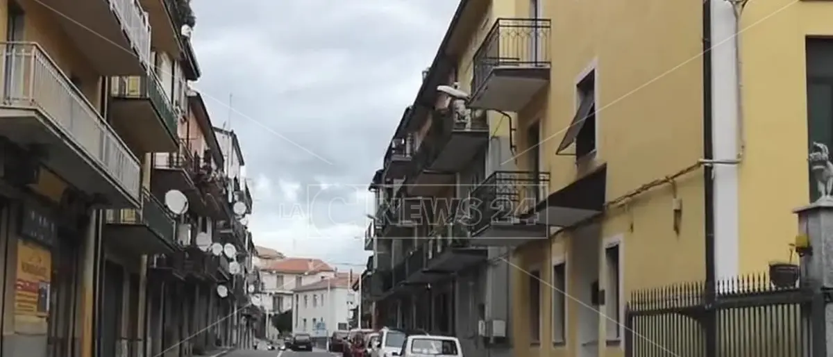 Covid, in Calabria istituite altre due zone rosse: l'ordinanza della Regione