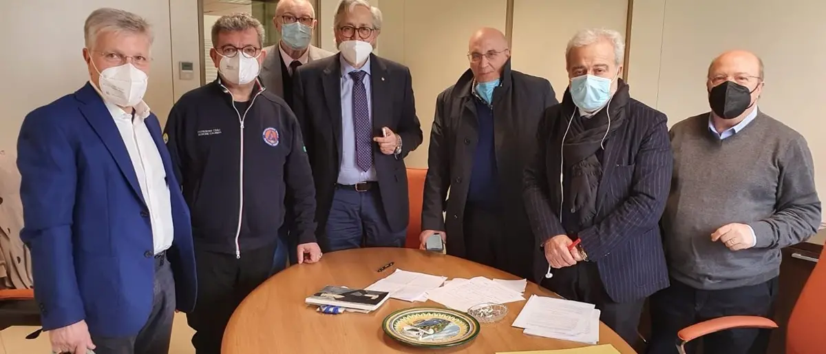 Covid, nuovo accordo con i medici di base: potranno vaccinare tutte le categorie