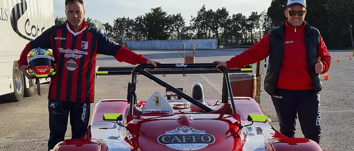 Motori, Gullo al volante con la maglia della Vibonese nei primi test su Osella Caffo