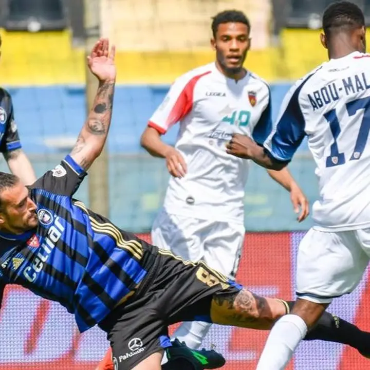 Serie B, il Cosenza perde in trasferta contro il Pisa e adesso vede il baratro: finale 3-0