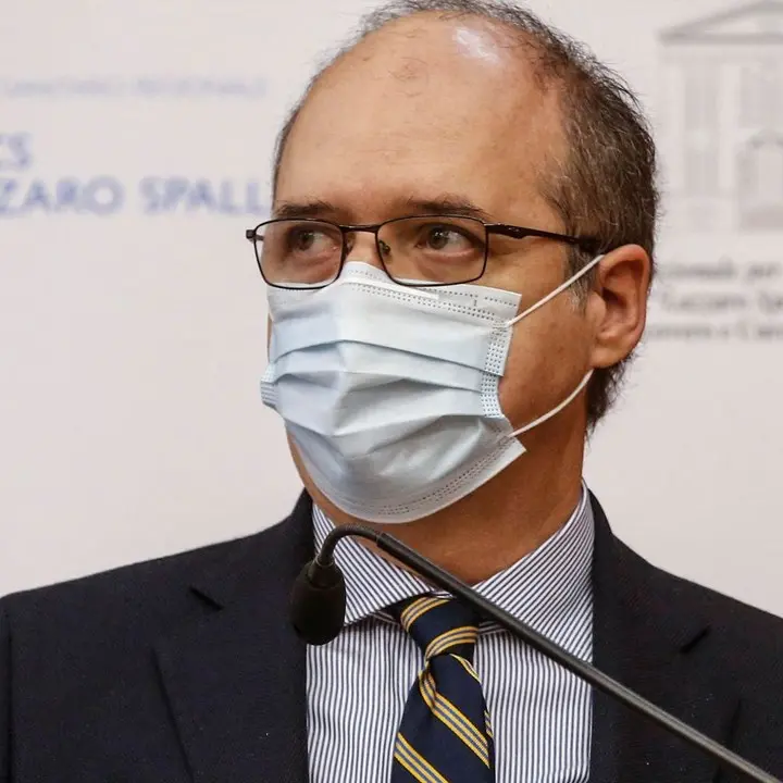 Vaccini Covid, Magrini (Aifa): «CureVac a fine maggio, possibile via libera a giugno per Sputnik»