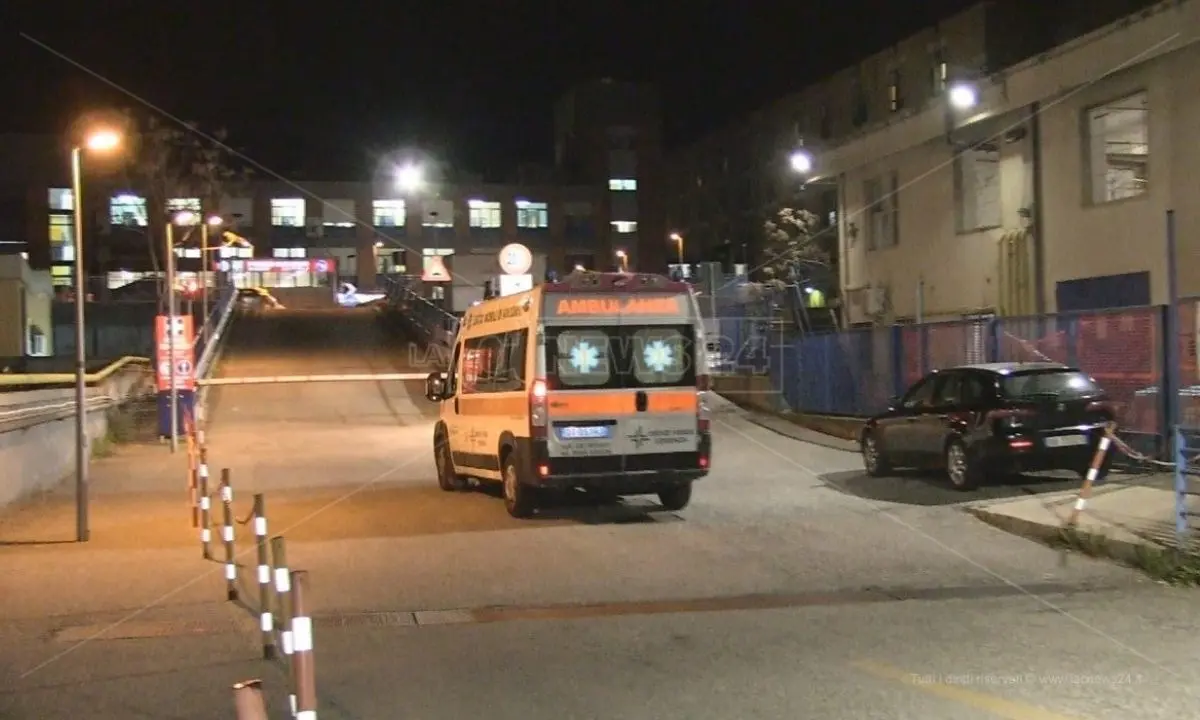 Muore a 20 anni per Covid, i familiari del giovane di Roggiano presentano un esposto