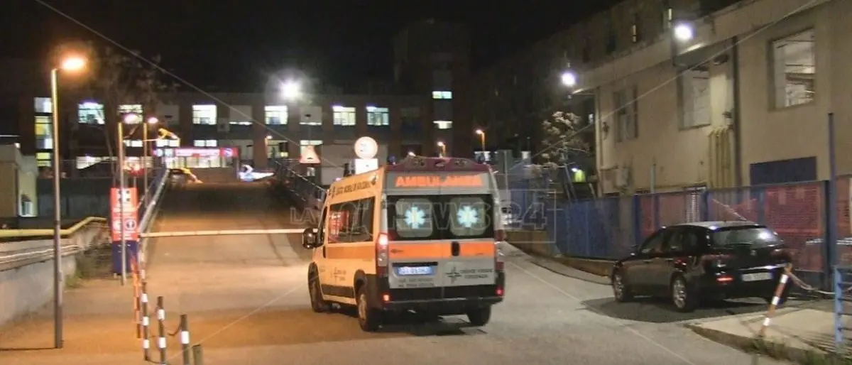 Muore a 20 anni per Covid, i familiari del giovane di Roggiano presentano un esposto