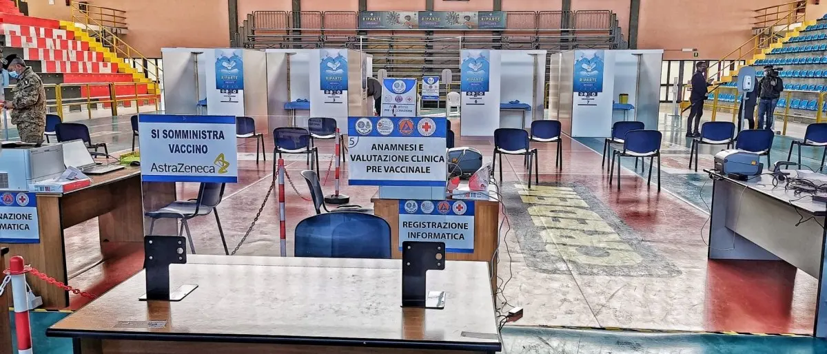 Corigliano Rossano, in 350 si prenotano per il Vax day ma non si presentano