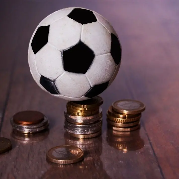 Calcio corrotto, 15 mila euro per sistemare Licata-Alcamo: trema la serie D