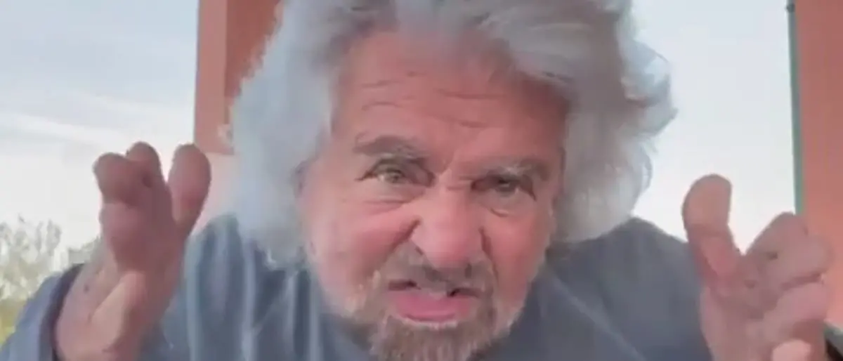 Beppe Grillo, lo stupro e la melmosa ipocrisia dei suoi censori