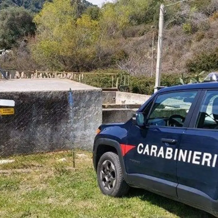 Smaltimento illecito di rifiuti, denunciata un’amministrazione comunale nel Cosentino