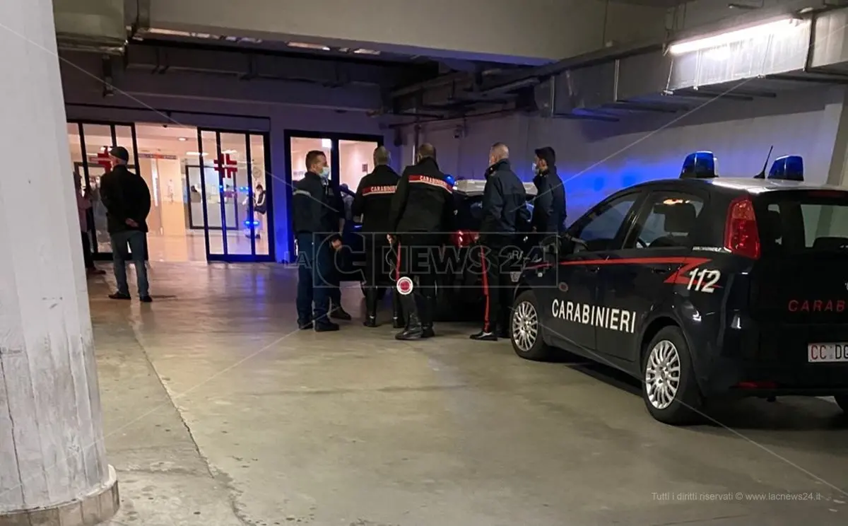 Non solo Covid, in Calabria i reparti “normali” scoppiano e al pronto soccorso attese infinite