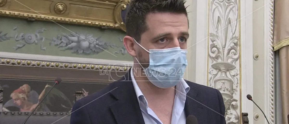 Vaccini nel Cosentino, Stasi: «Poche somministrazioni, sbloccare categorie e fasce sulla piattaforma»