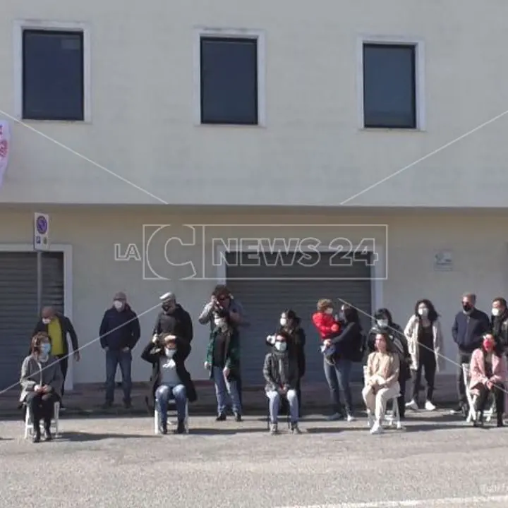 Crisi Abramo, il Primo Maggio a Crotone messa del vescovo con i dipendenti